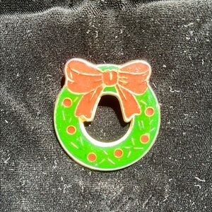 Festive Green and Red Wreath Pin